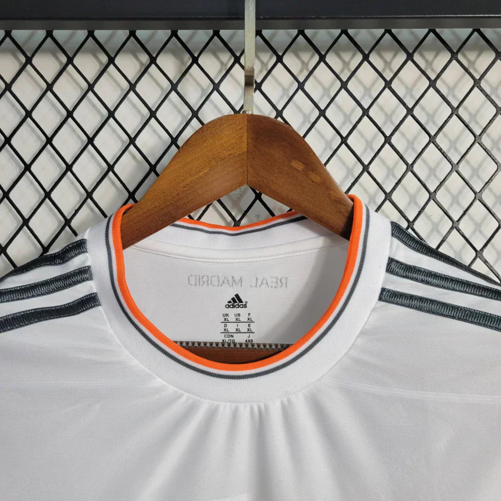 Camisa Manga Longa Retrô Torcedor Masculina Real Madrid I 2013