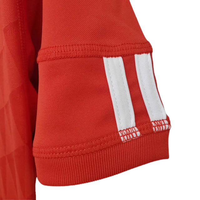 Camisa Retrô Torcedor Masculina Liverpool 2010