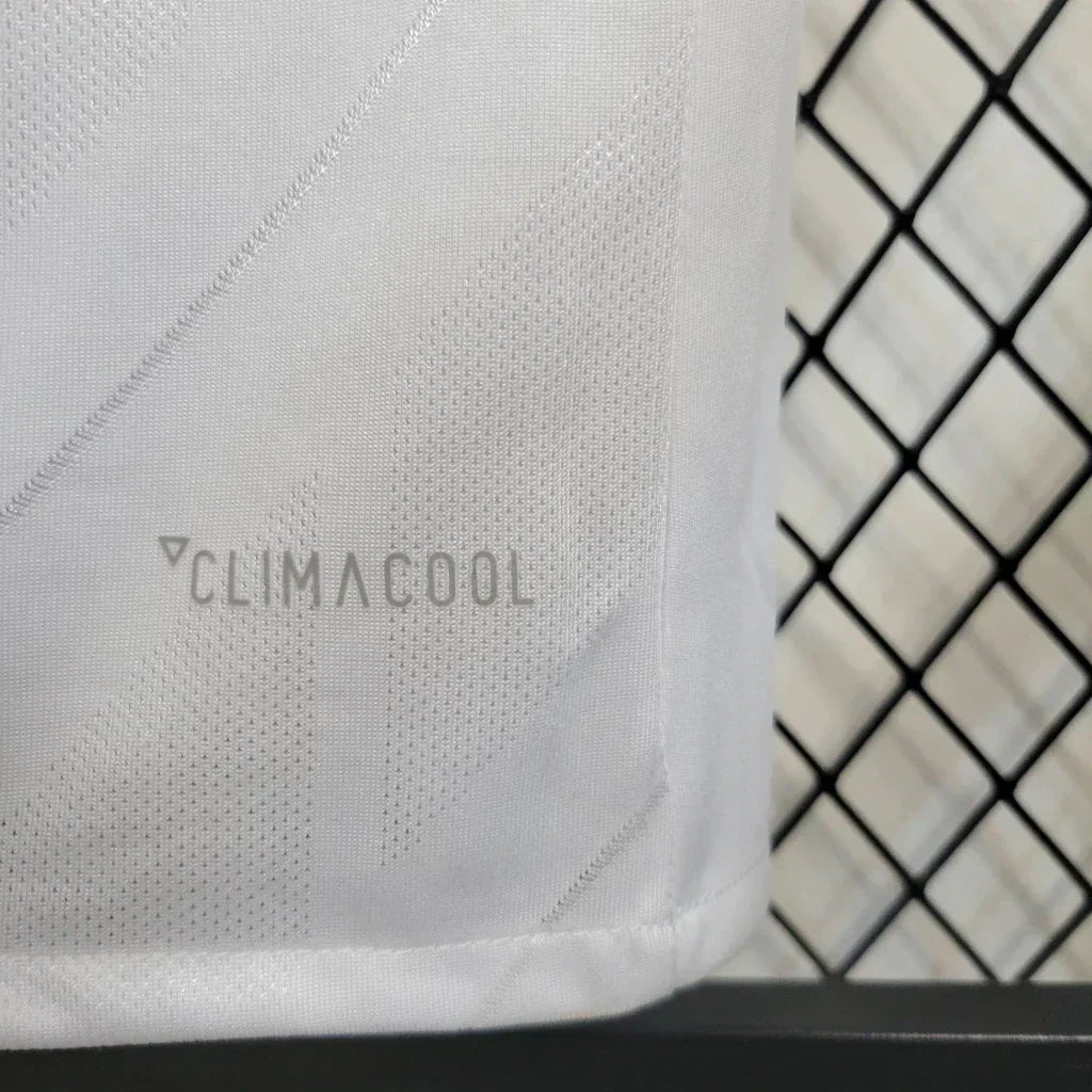 Camisa Manga Longa Retrô Torcedor Masculina Real Madrid I 2017