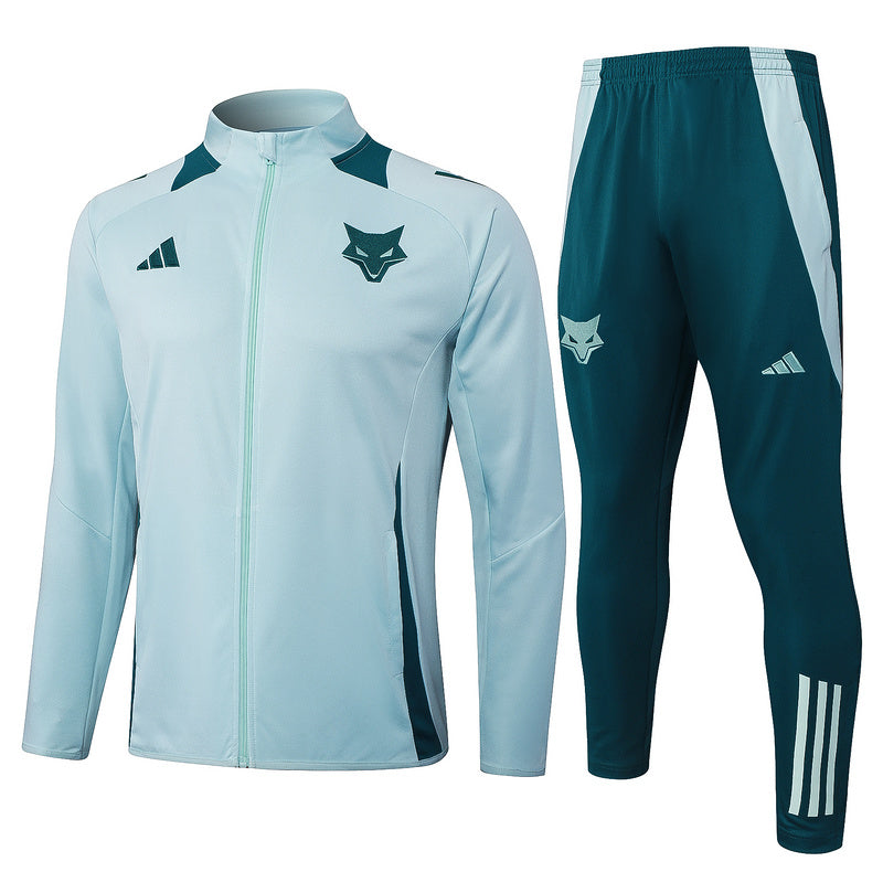 Conjunto de Passeio Cruzeiro 2025 Azul Clara