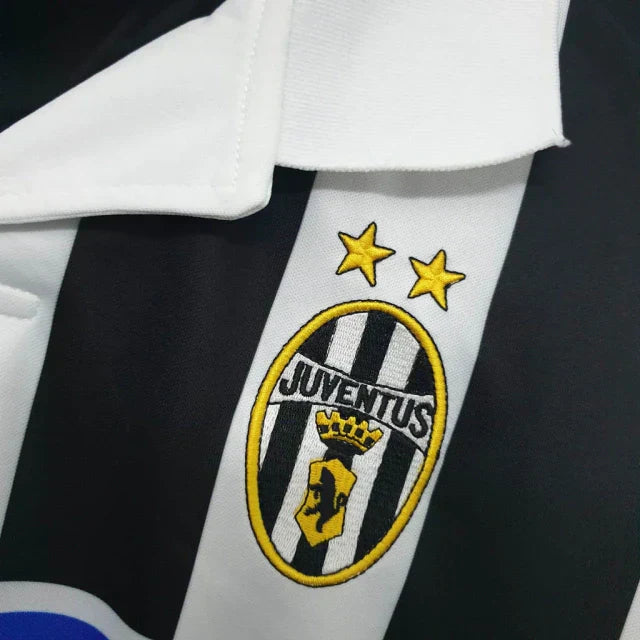 Camisa Retrô Torcedor Masculina Juventus 2011