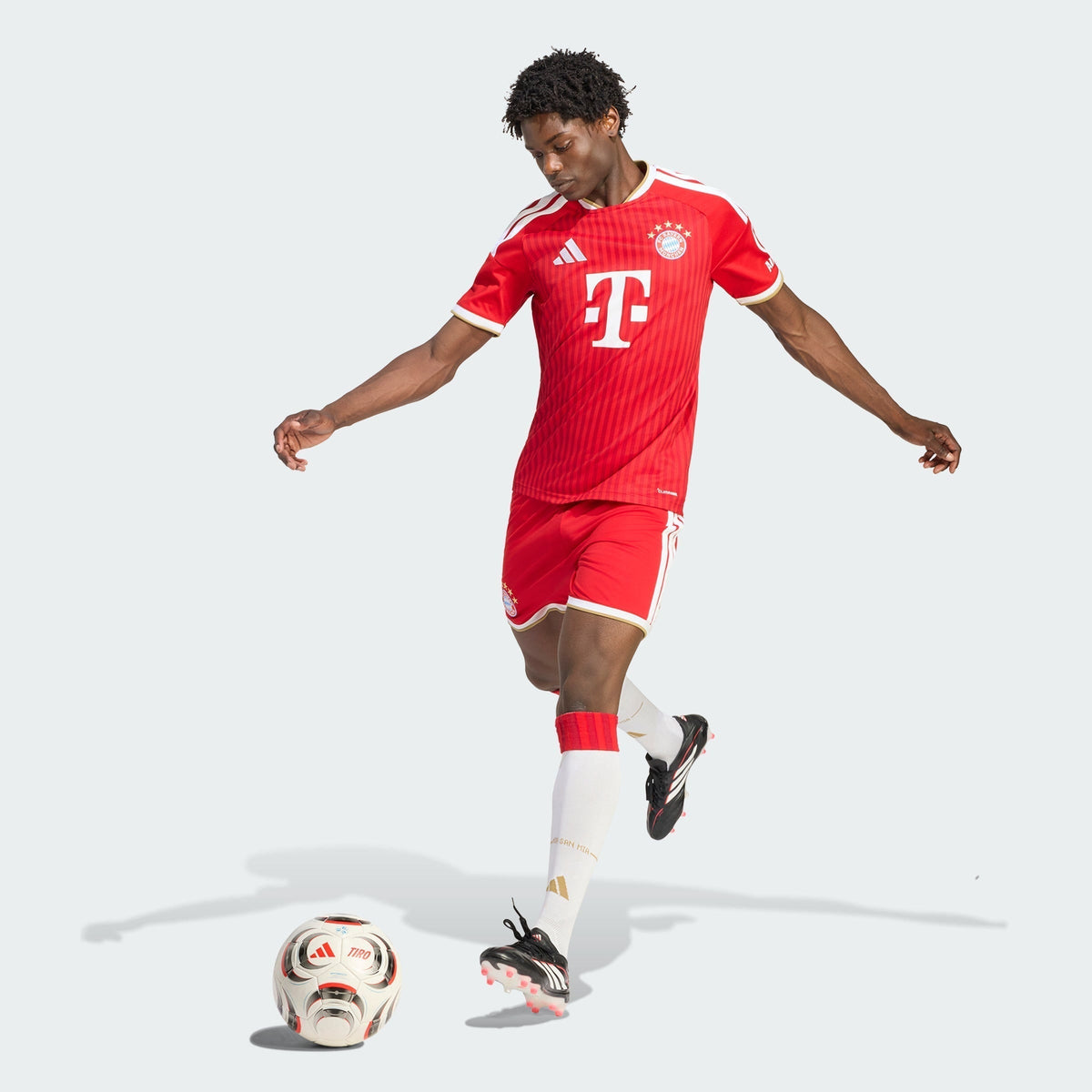 Camisa Bayern de Munique I 26/27