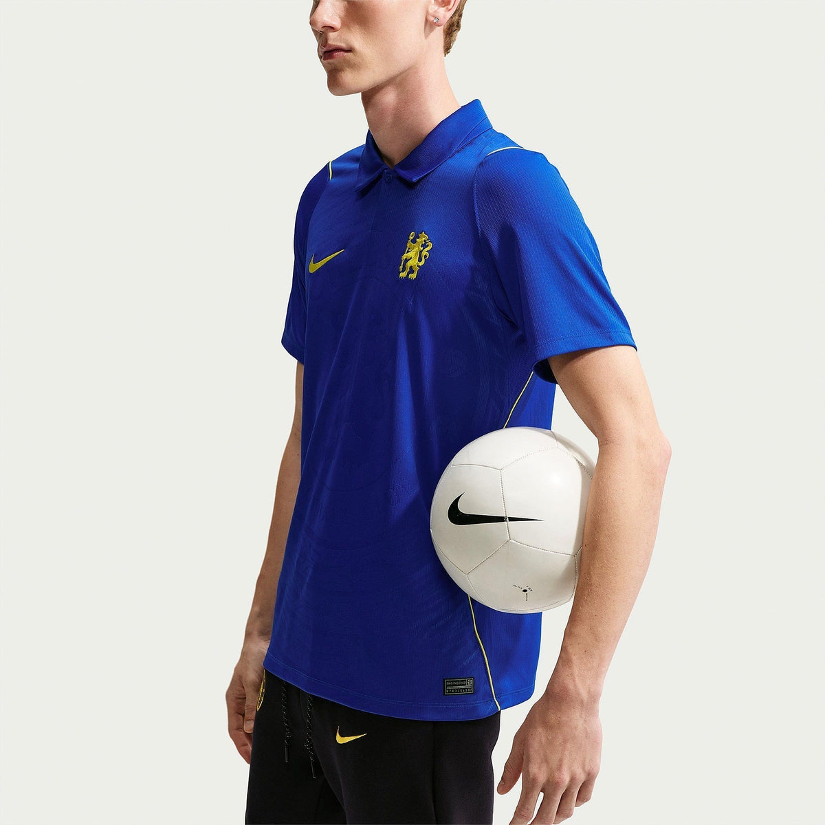 Kit Chelsea I 26/27 - Camisa + Short
