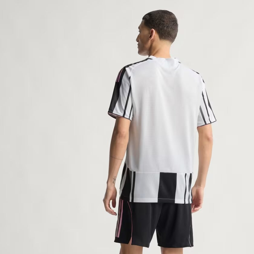 Camisa Jogador Masculina Juventus I 2025/2026